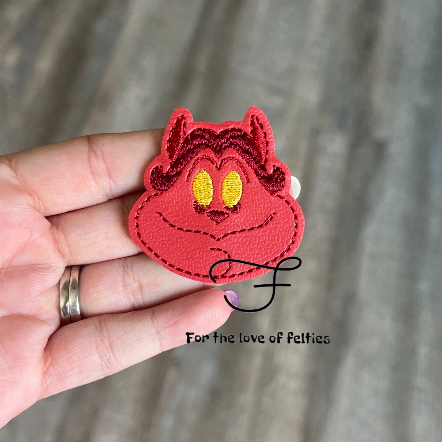 Pain Feltie