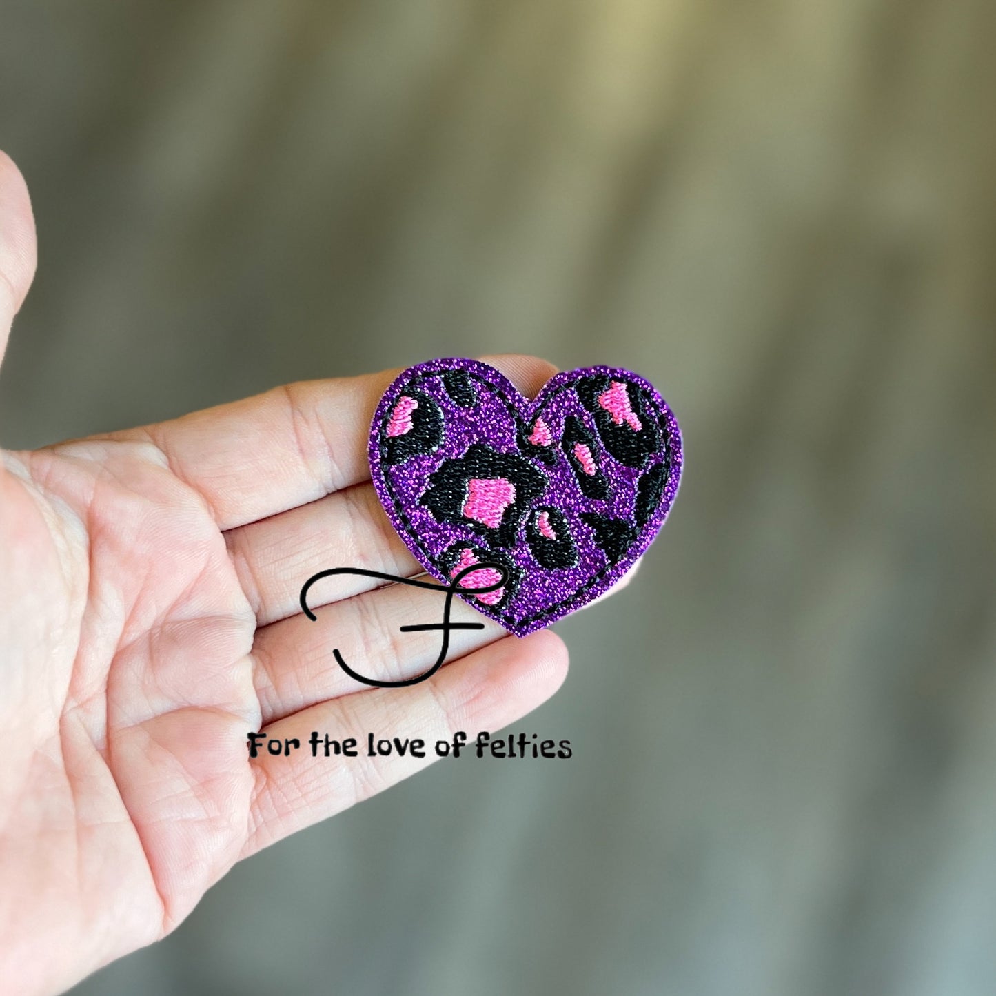 Purple Glitter Leopard Heart Feltie