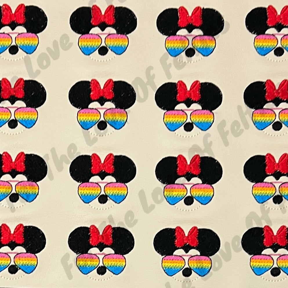 Girl Mouse With Colored Glasses Feltie