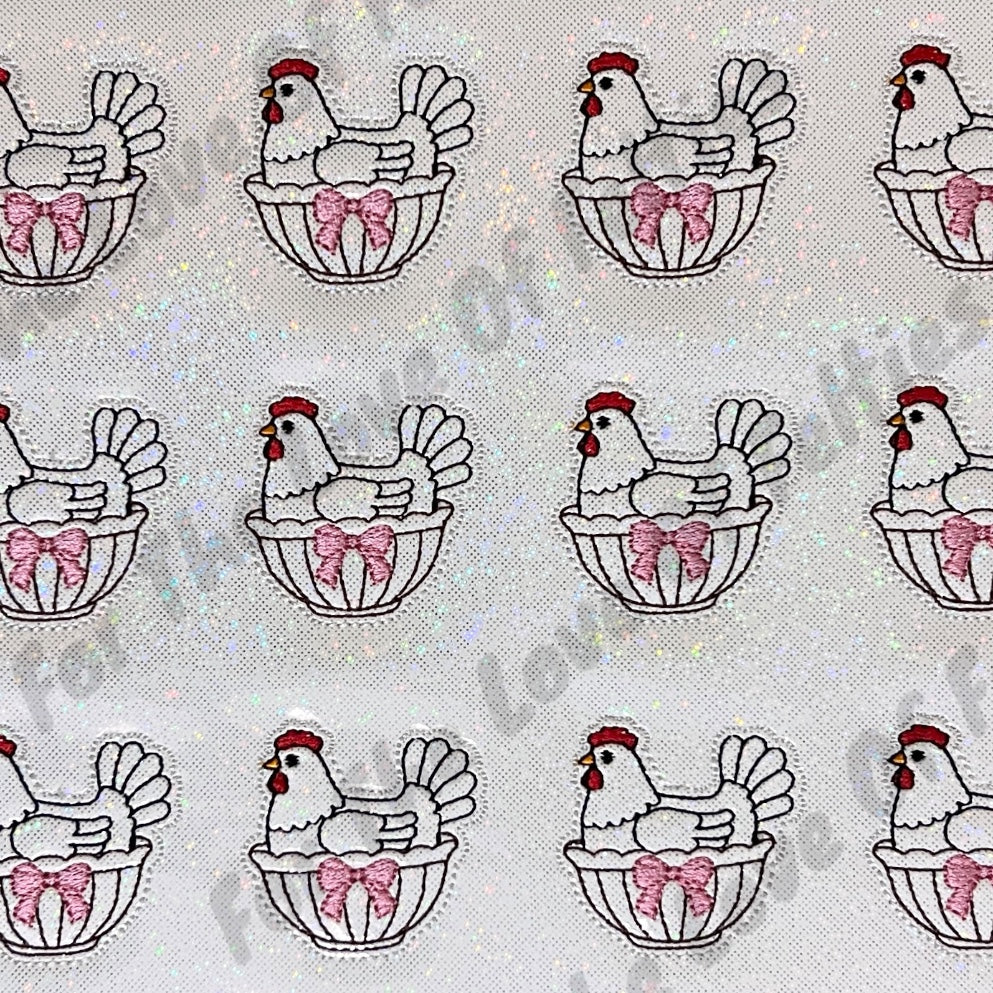 Vintage Nesting Hen Feltie