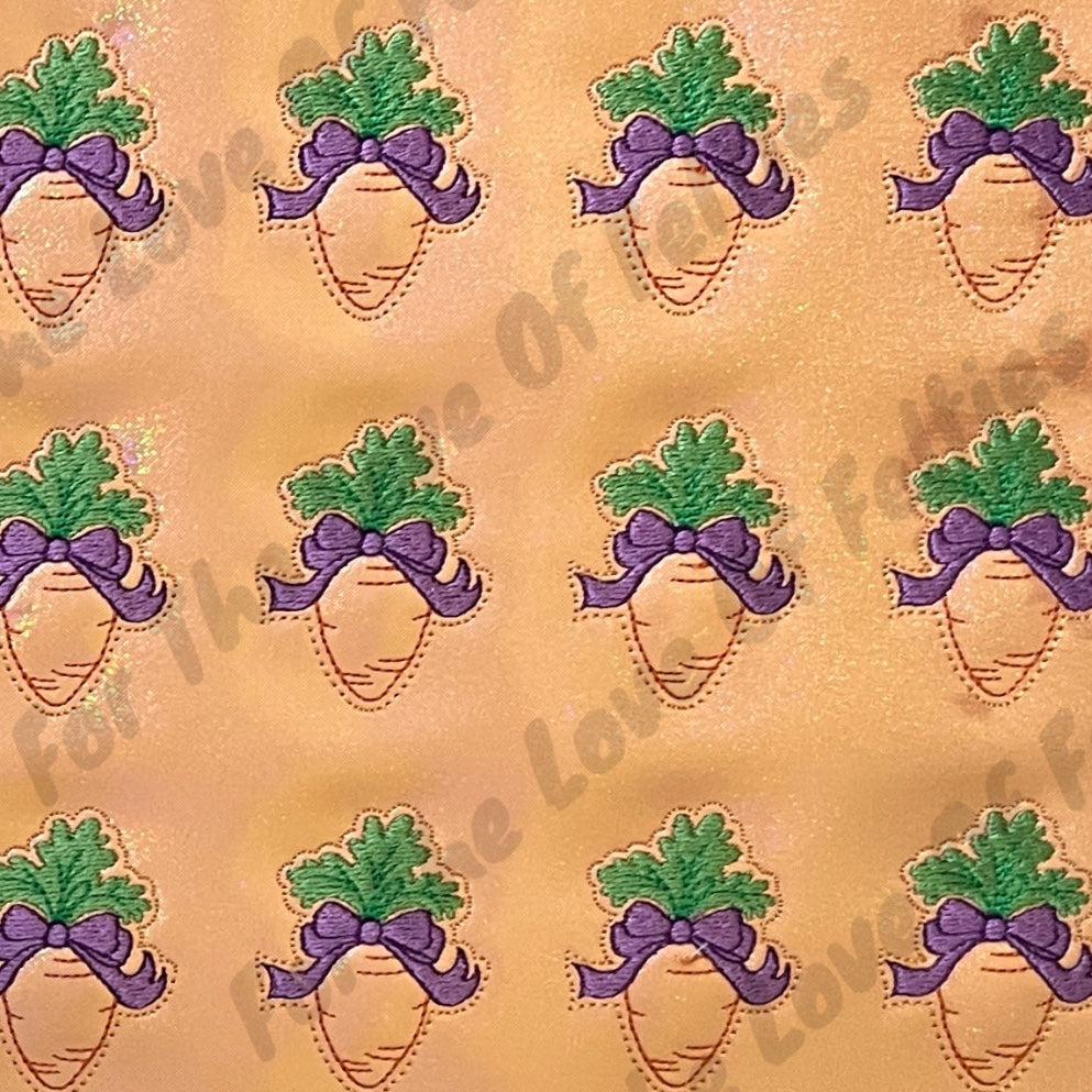 Carrot With Purple Bow Feltie
