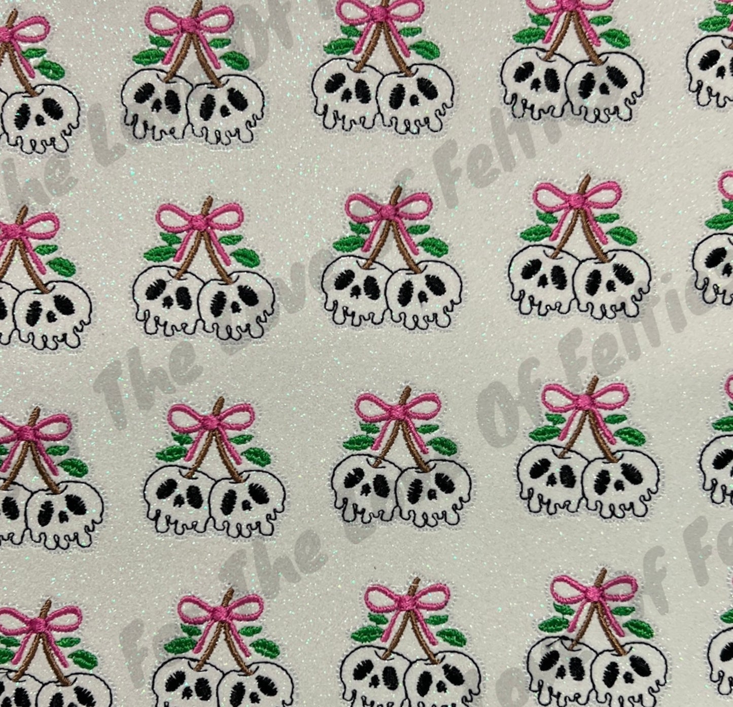 Skull Cherry Feltie