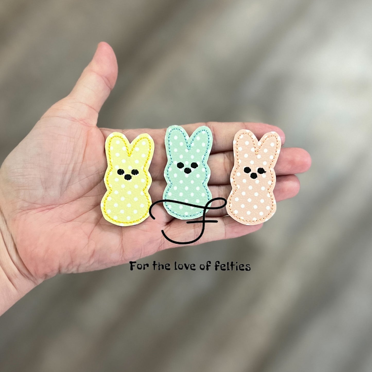 Limited Marshmallow Bunny Feltie