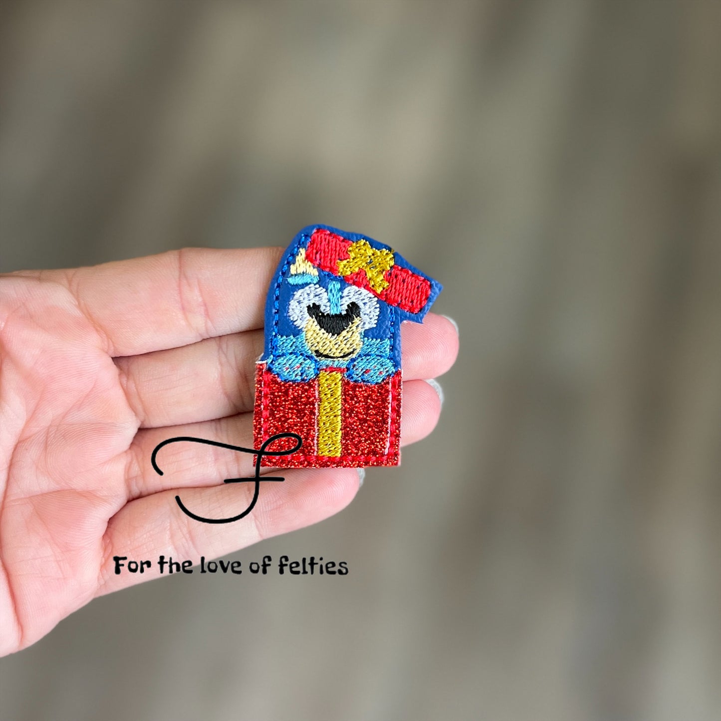 Blue Dog Present Feltie