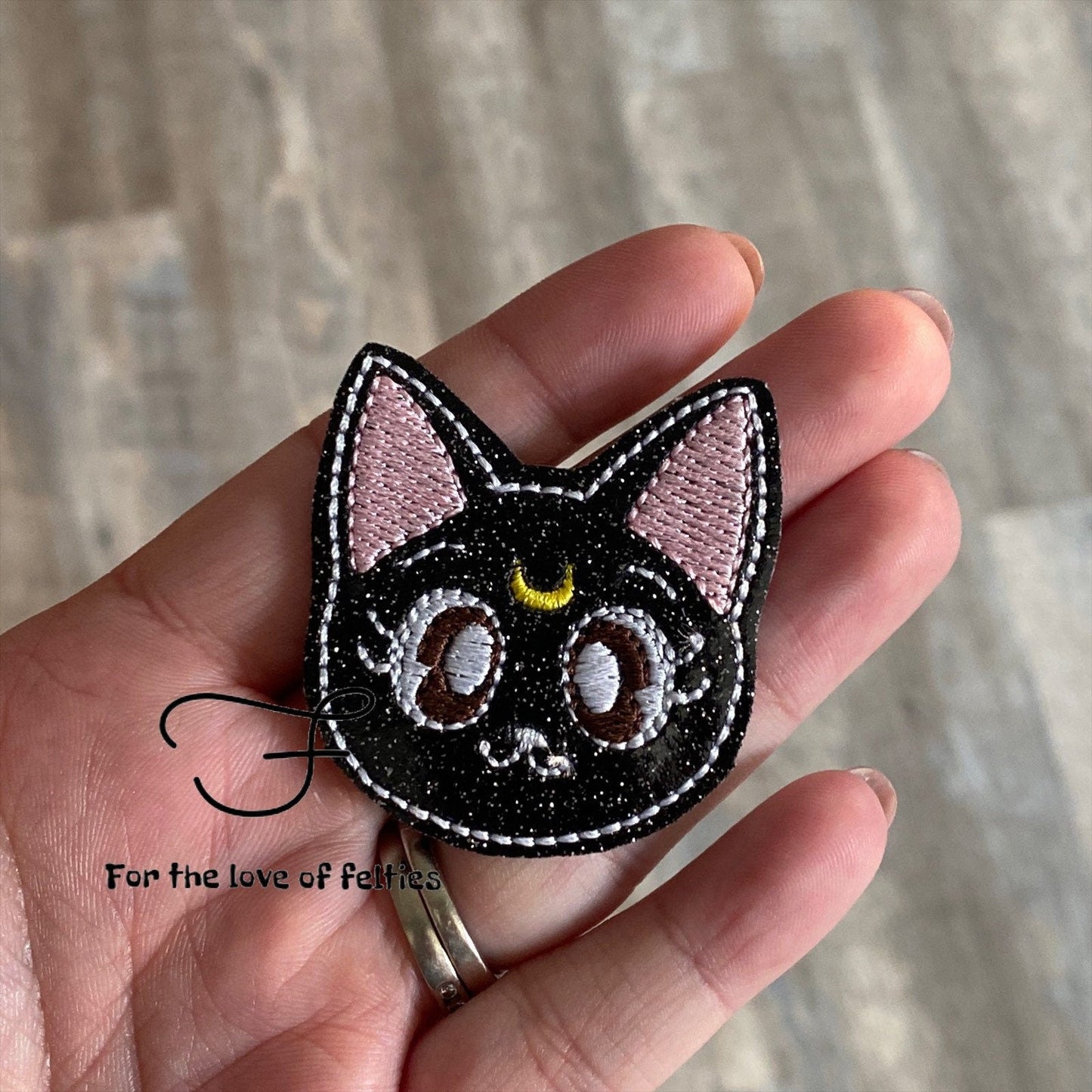 Black Moon Cat Feltie