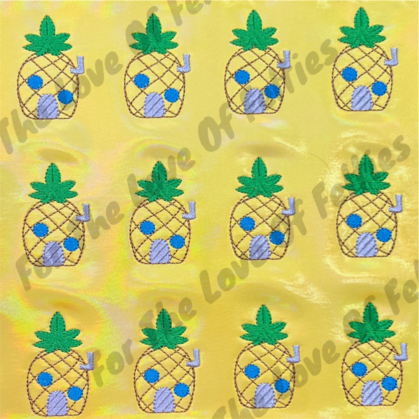 Pineapple House Feltie