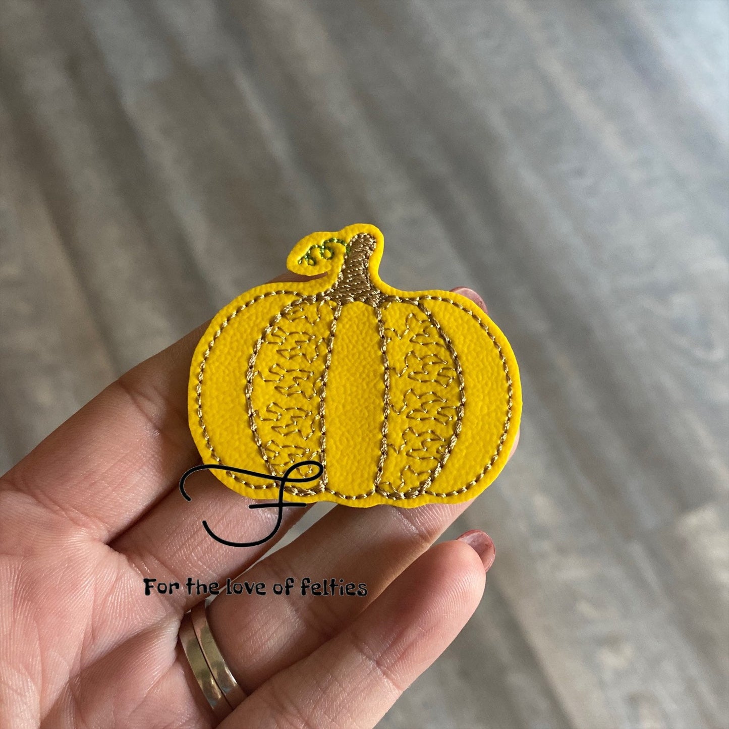 Fancy Fall Pumpkin Feltie
