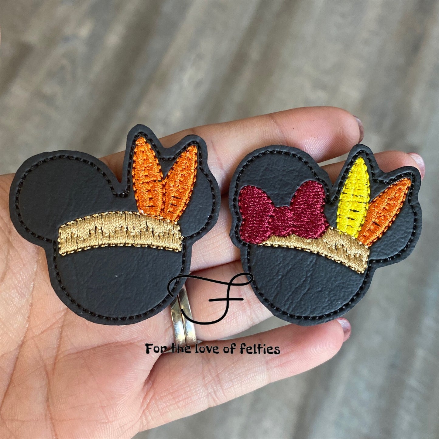 Mouse Indian Head Feltie
