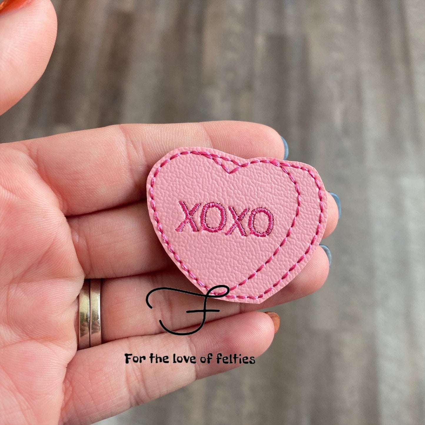 XOXO Conversation Heart Feltie