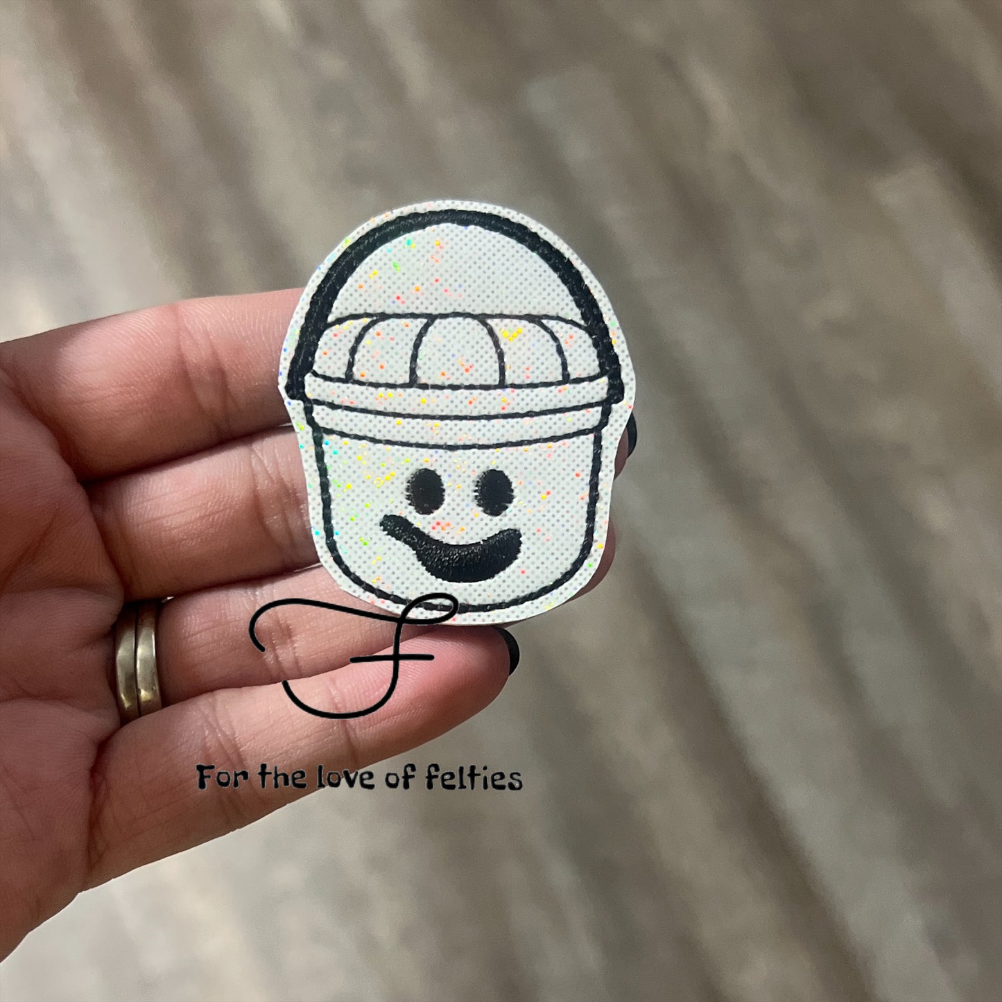 Ghost Bucket Feltie
