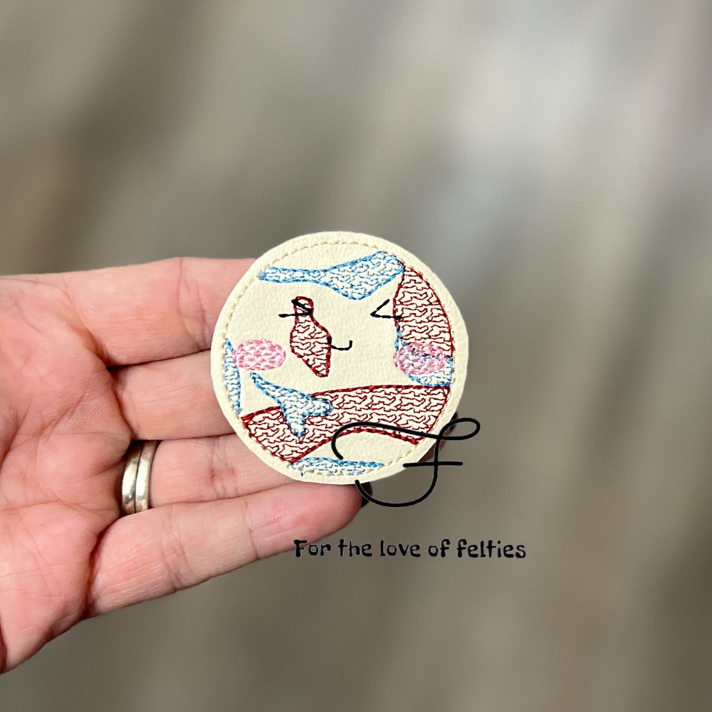 Pluto Feltie