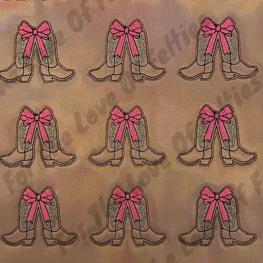 Boots with Pink Bow Feltie
