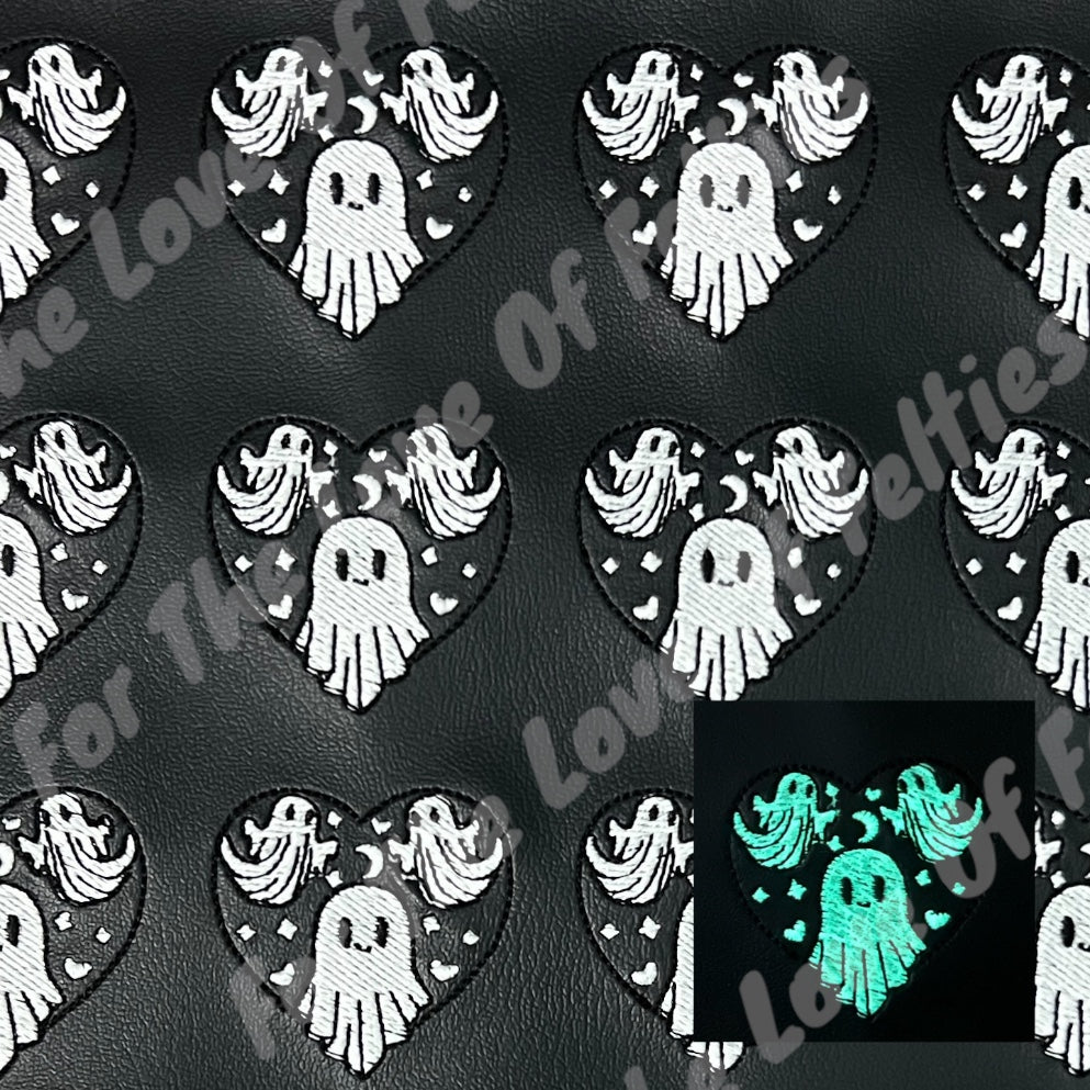 Glow In the dark, 3 Ghost Heart Feltie
