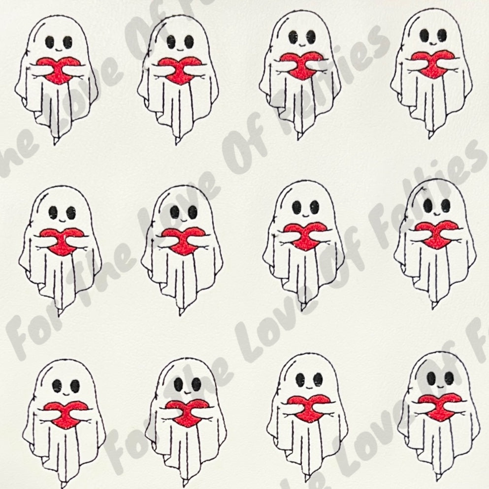 Heart Hugging Ghost Feltie