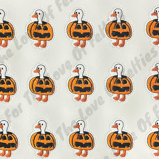 Pumpkin Goose Feltie