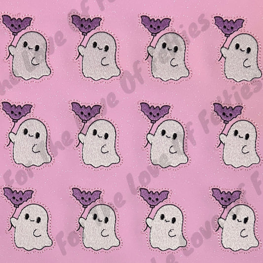 Ghost with Purple Bat Balloon Feltie