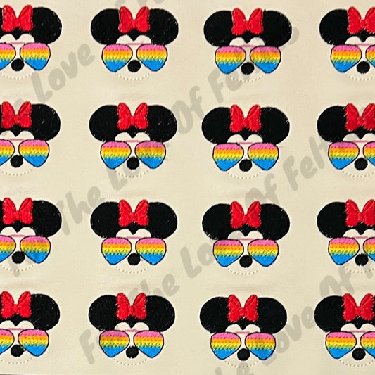 Girl Mouse With Colored Glasses Feltie