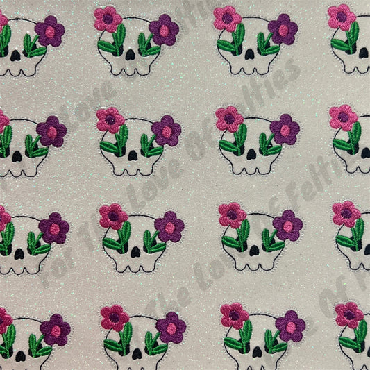 Retro Skull Feltie