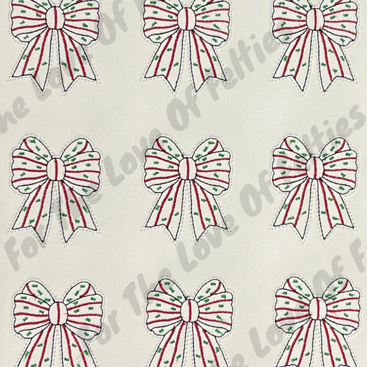 Christmas Tree Cake Bow Feltie