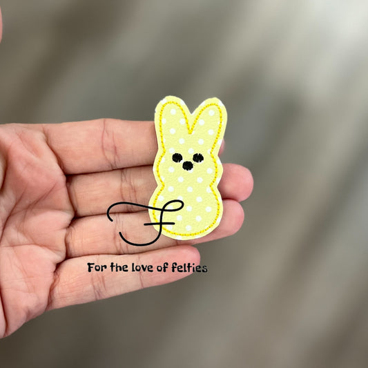 Limited Marshmallow Bunny Feltie