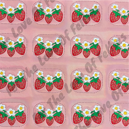 Strawberry Trio Feltie
