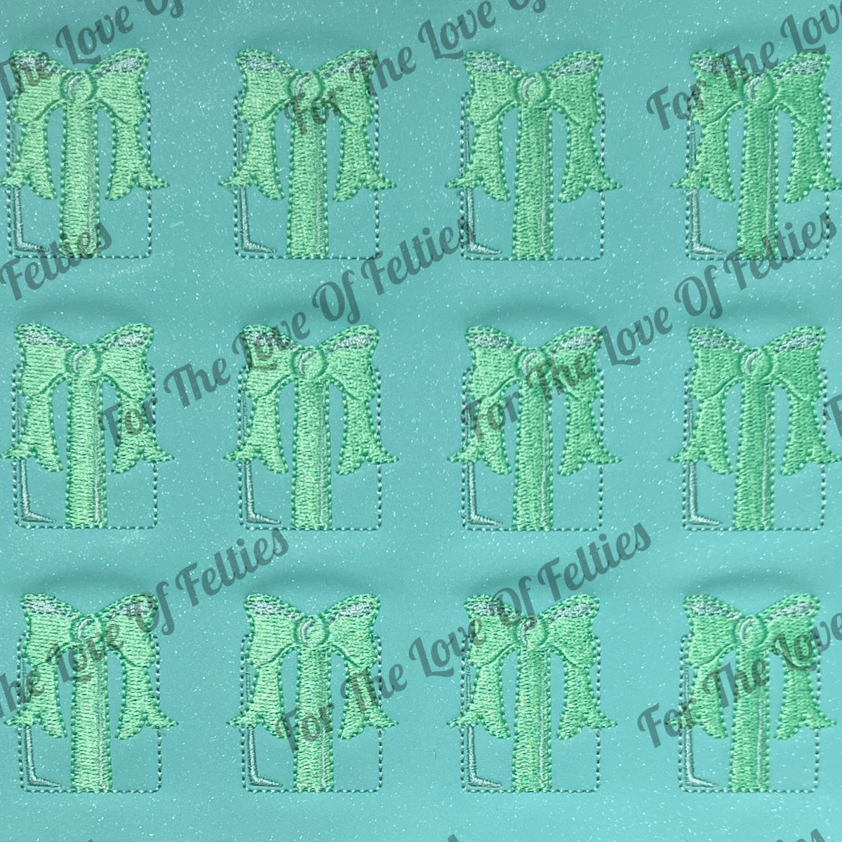 Christmas Gift Feltie