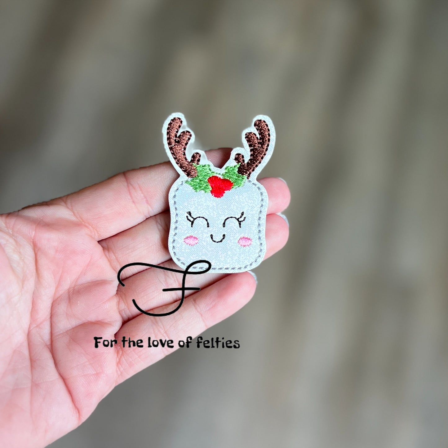 Marshmallow With Antlers Feltie