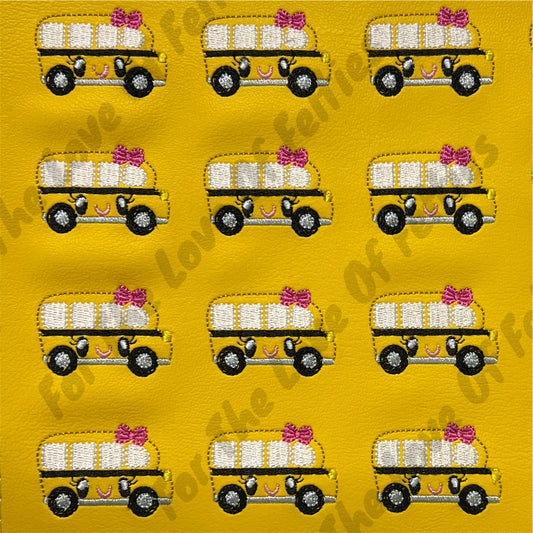 Smiling School Bus Feltie