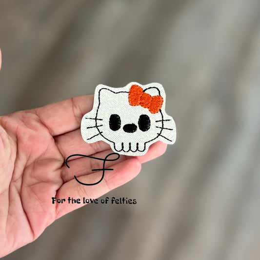 Kitty Skull Feltie