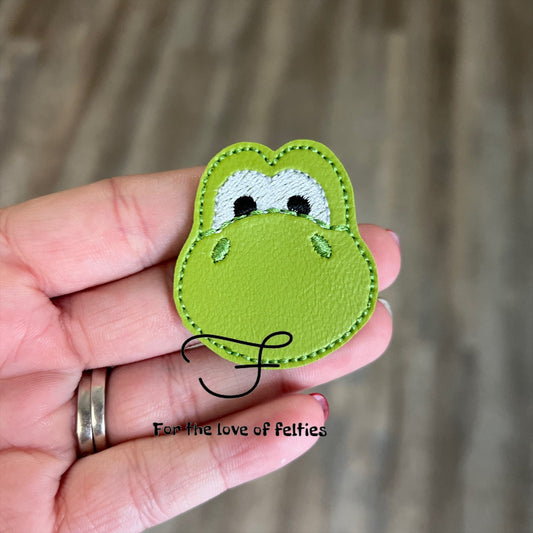 Yoshi Feltie