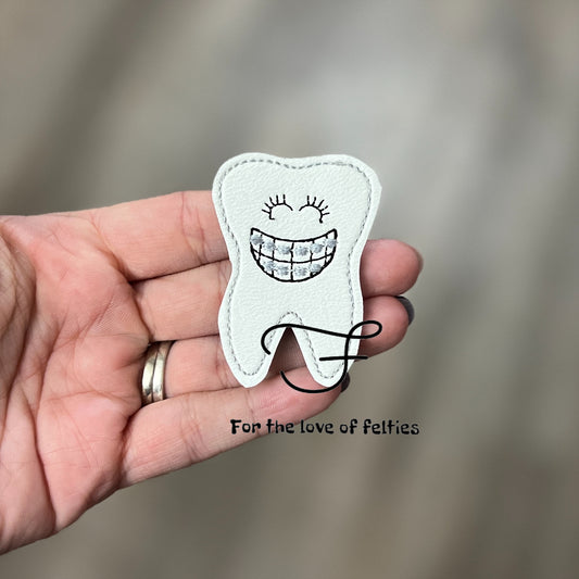 Brace Tooth Feltie