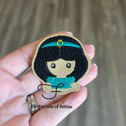 Cutesy Jasmine Feltie