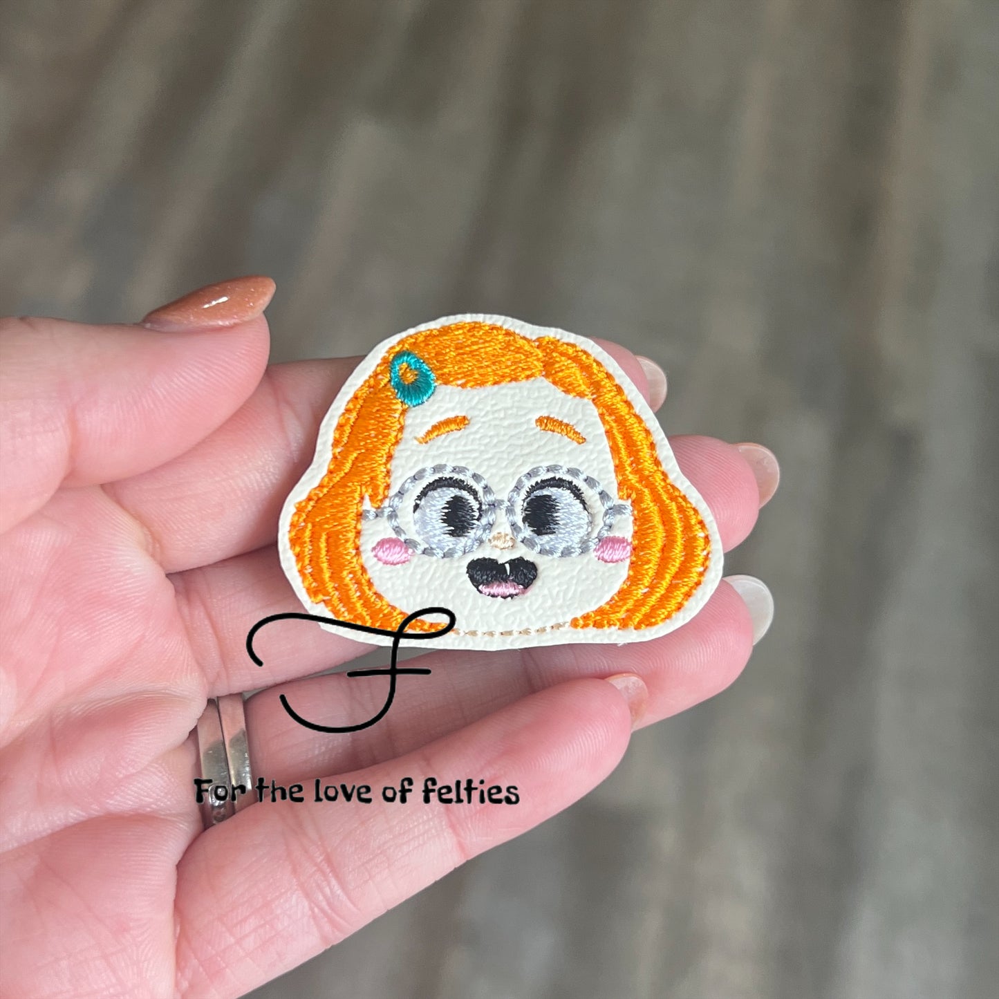 Happy Mei Changing Red Feltie